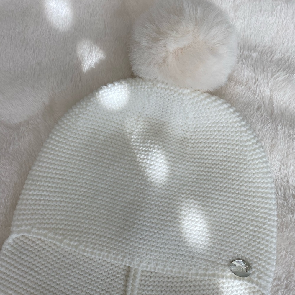 Premium soft knit White hat scarf